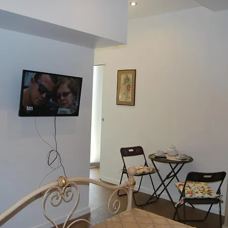 Oda ve Kahvaltı Il Carignano 3*