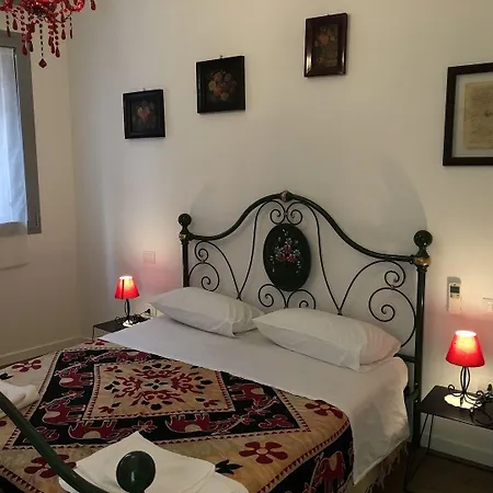 לינה וארוחת בוקר Il Carignano קליארי